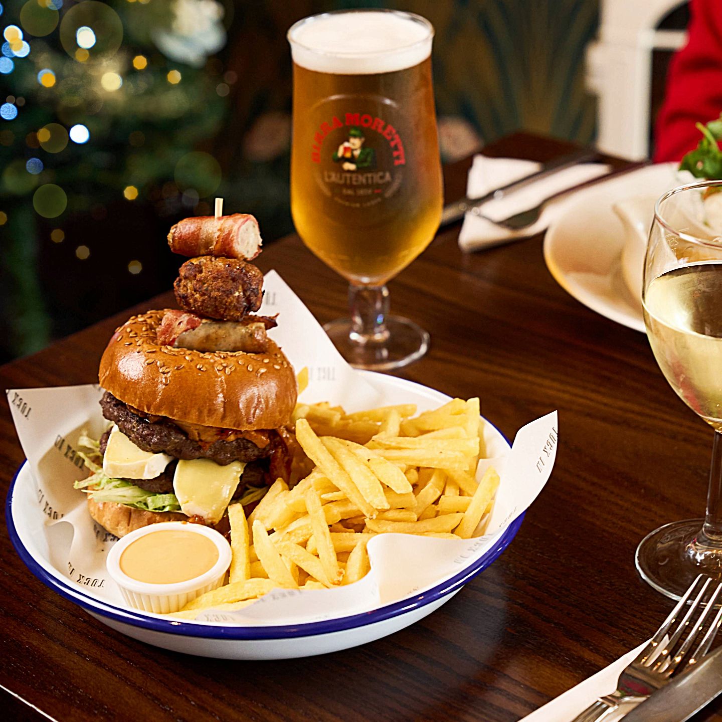 Festive Lunch & Dinner at The Warton Arms Beverley in Woodmansey